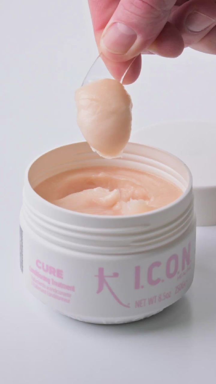 CURE GENOPBYGGENDE CONDITIONER