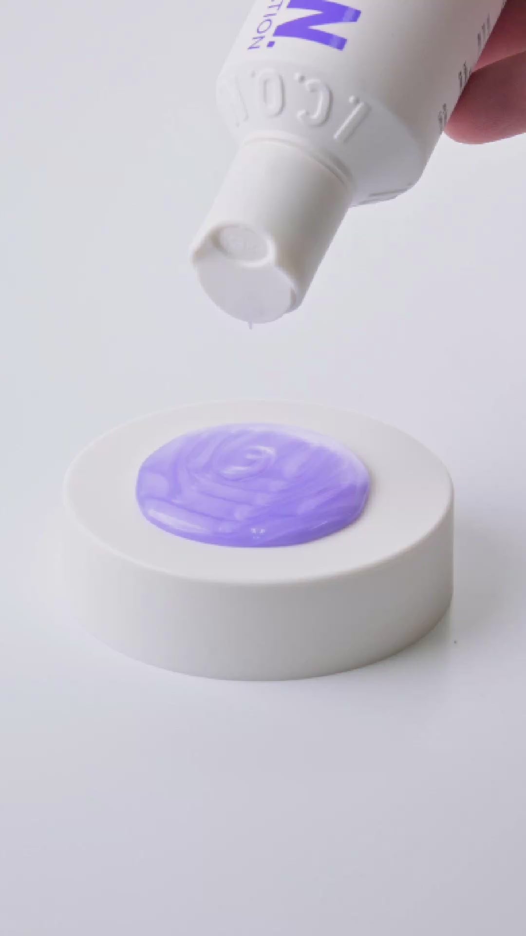 DRENCH VOLUMEN SHAMPOO